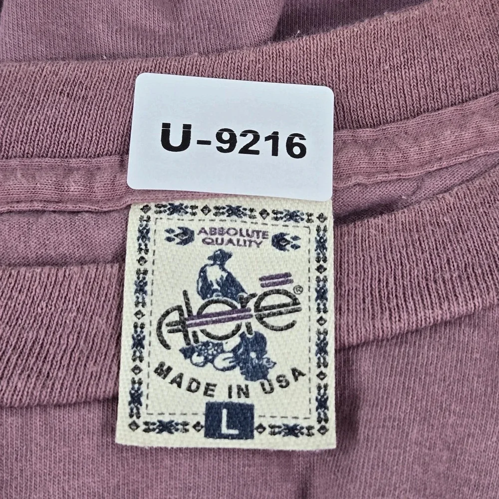 VINTAGE Seattle Men Shirt L Purple USA Graphic Print Text Tee 90s Tee READ‎